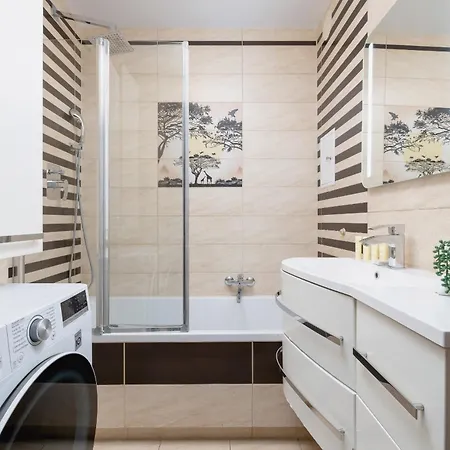 Przytulny Z 3 Sypialniami Z Biurkiem Do Pracy Zdalnej By Renters Krakau