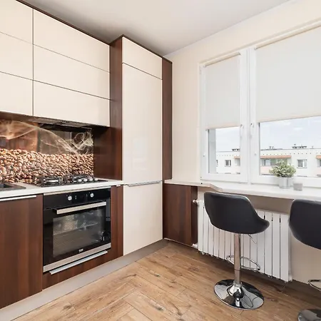 Διαμέρισμα Przytulny Z 3 Sypialniami Z Biurkiem Do Pracy Zdalnej By Renters *